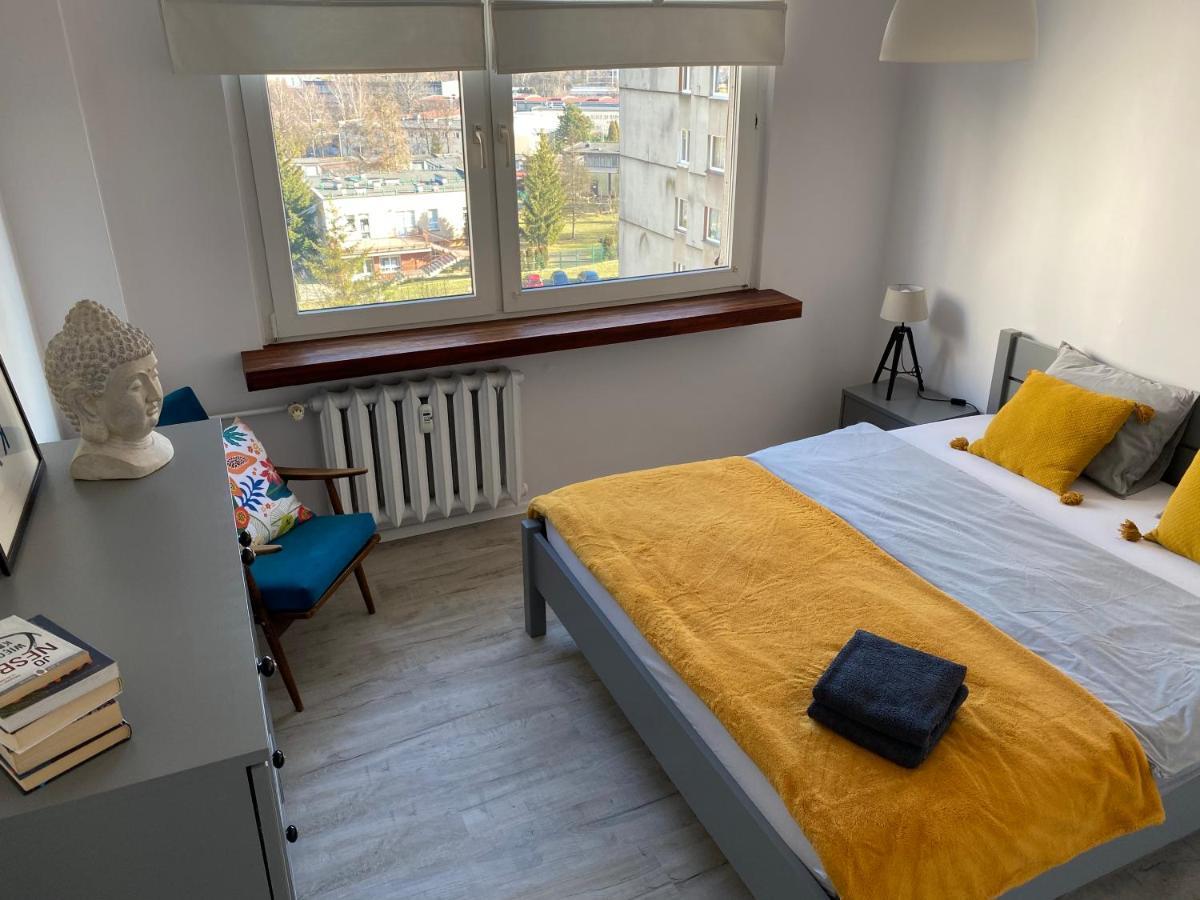 Sloneczny Apartament คาโตวีตเซ ภายนอก รูปภาพ